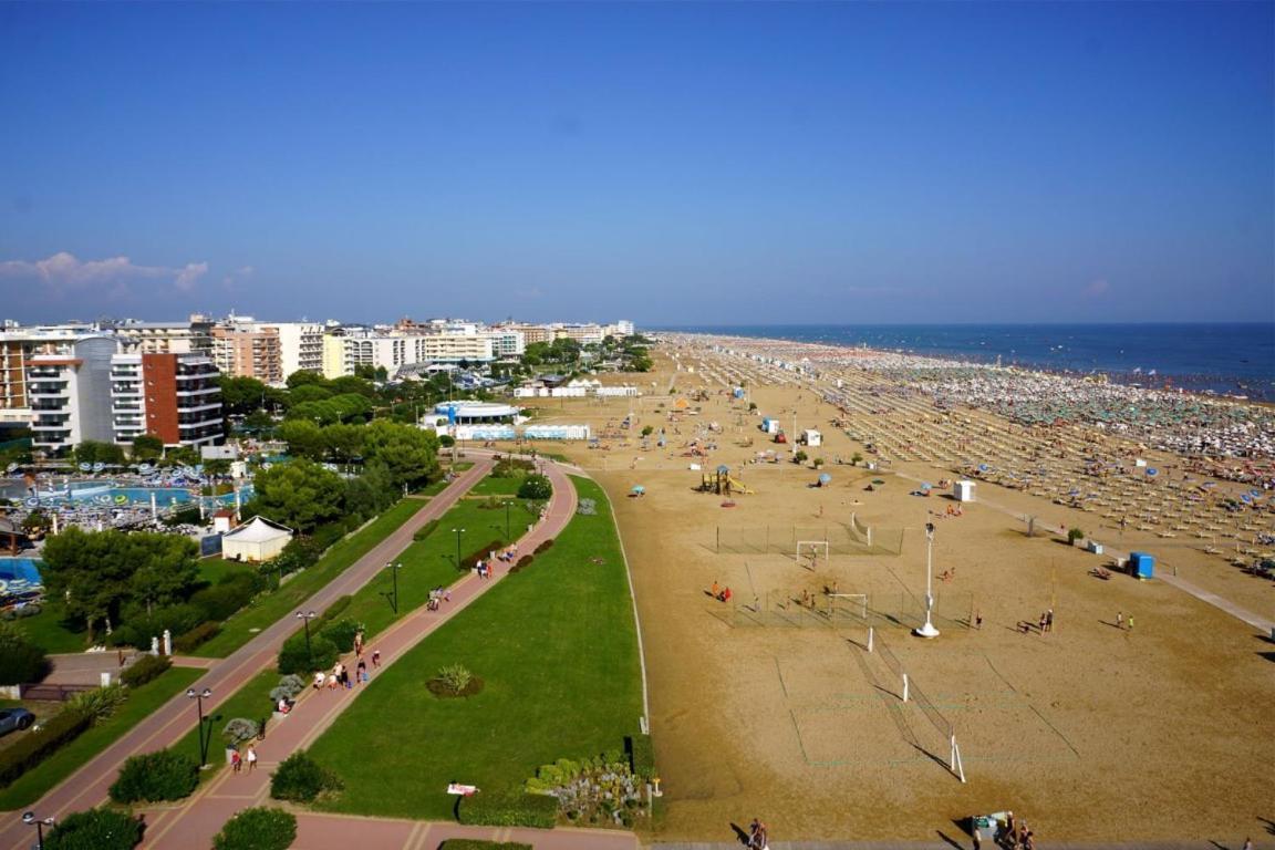 Appartamenti Auriga Bibione Esterno foto