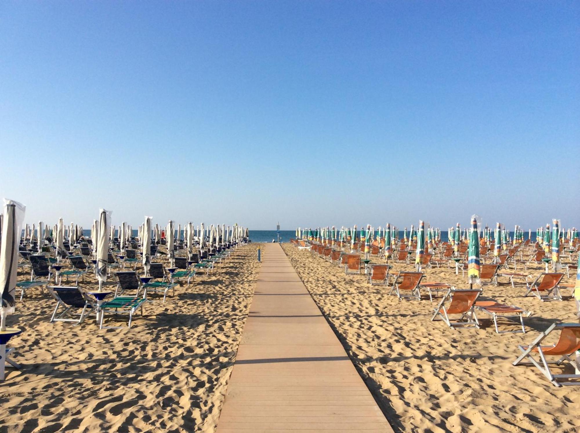 Appartamenti Auriga Bibione Esterno foto